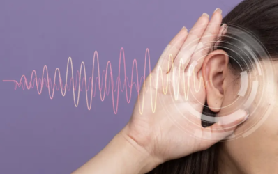 Tinnitus o acúfenos.